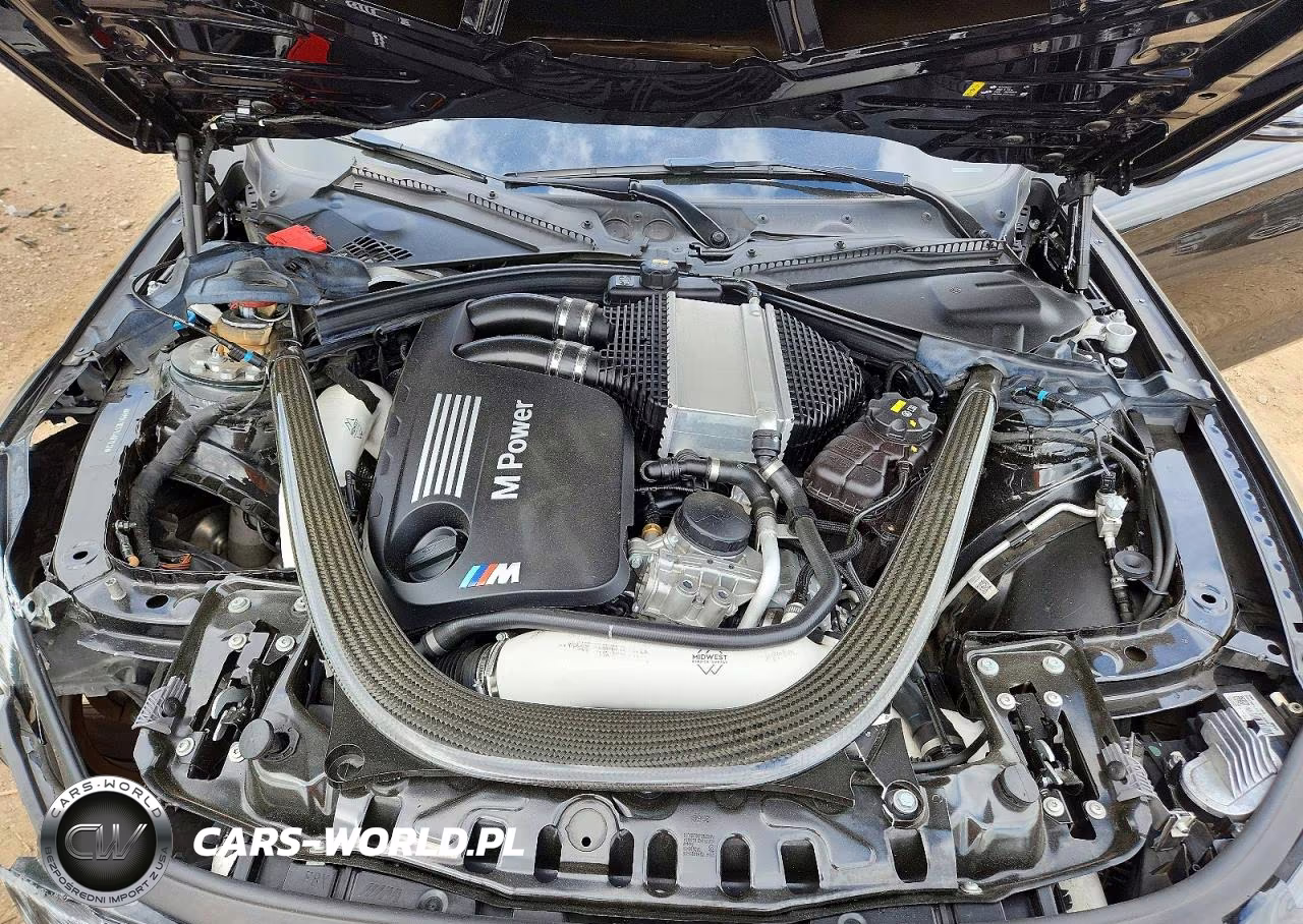 2019 BMW M4 VIN:WBS4Y9C57KAG67632 - 11