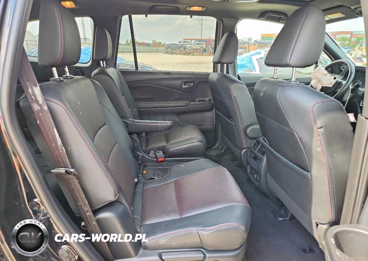 2022 Honda Pilot Black VIN:5FNYF6H77NB055110 - 11