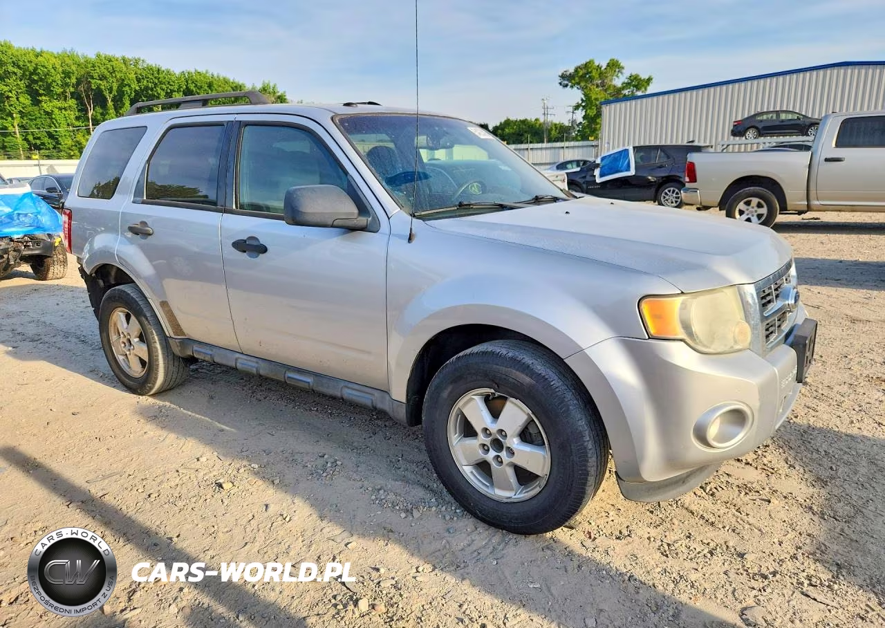 2011 Ford Escape Xlt VIN:1FMCU9D79BKC38512 - 4