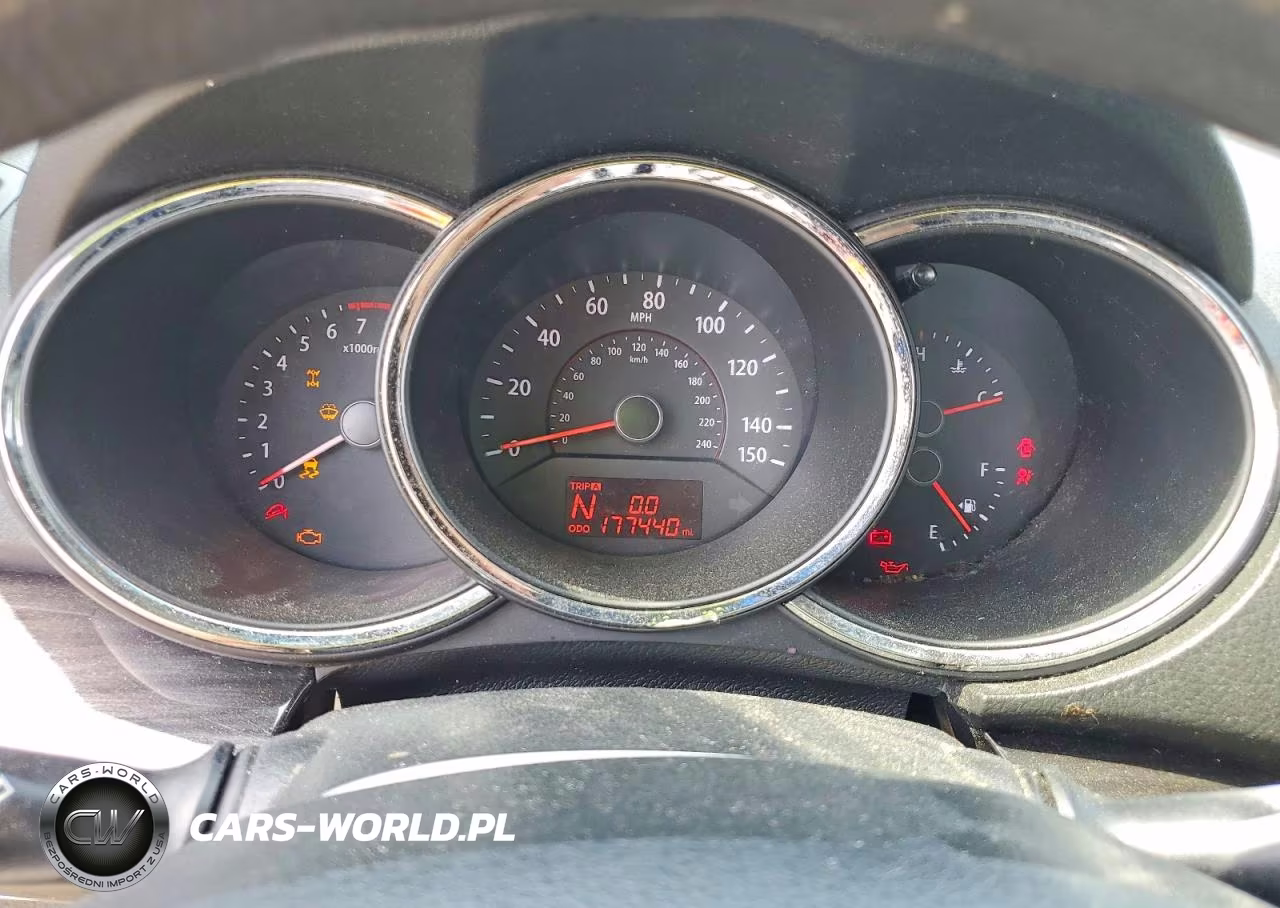 2012 Kia Sorento Lx VIN:5XYKTDA27CG269666 - 9
