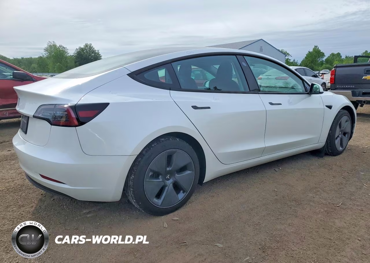 2023 Tesla Model 3 VIN:5YJ3E1EA2PF575377 - 3