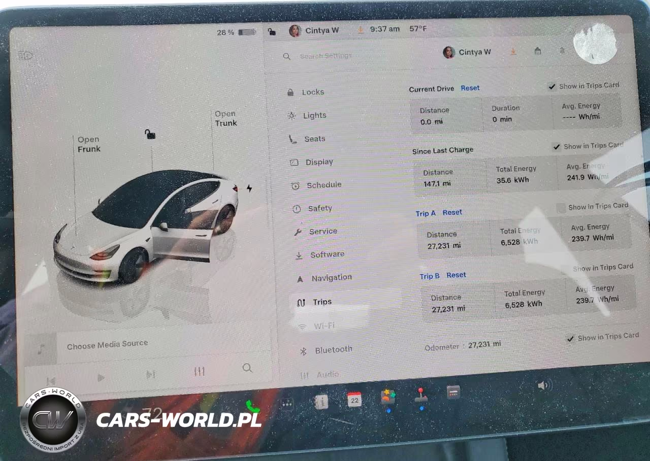 2023 Tesla Model 3 VIN:5YJ3E1EA2PF575377 - 9