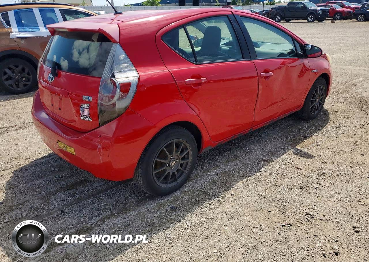 2012 Toyota Prius C VIN:JTDKDTB30C1524527 - 3