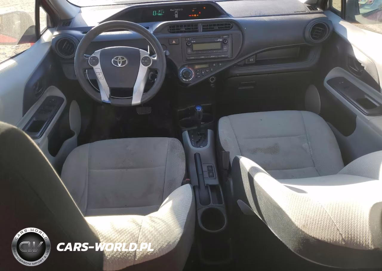 2012 Toyota Prius C VIN:JTDKDTB30C1524527 - 8