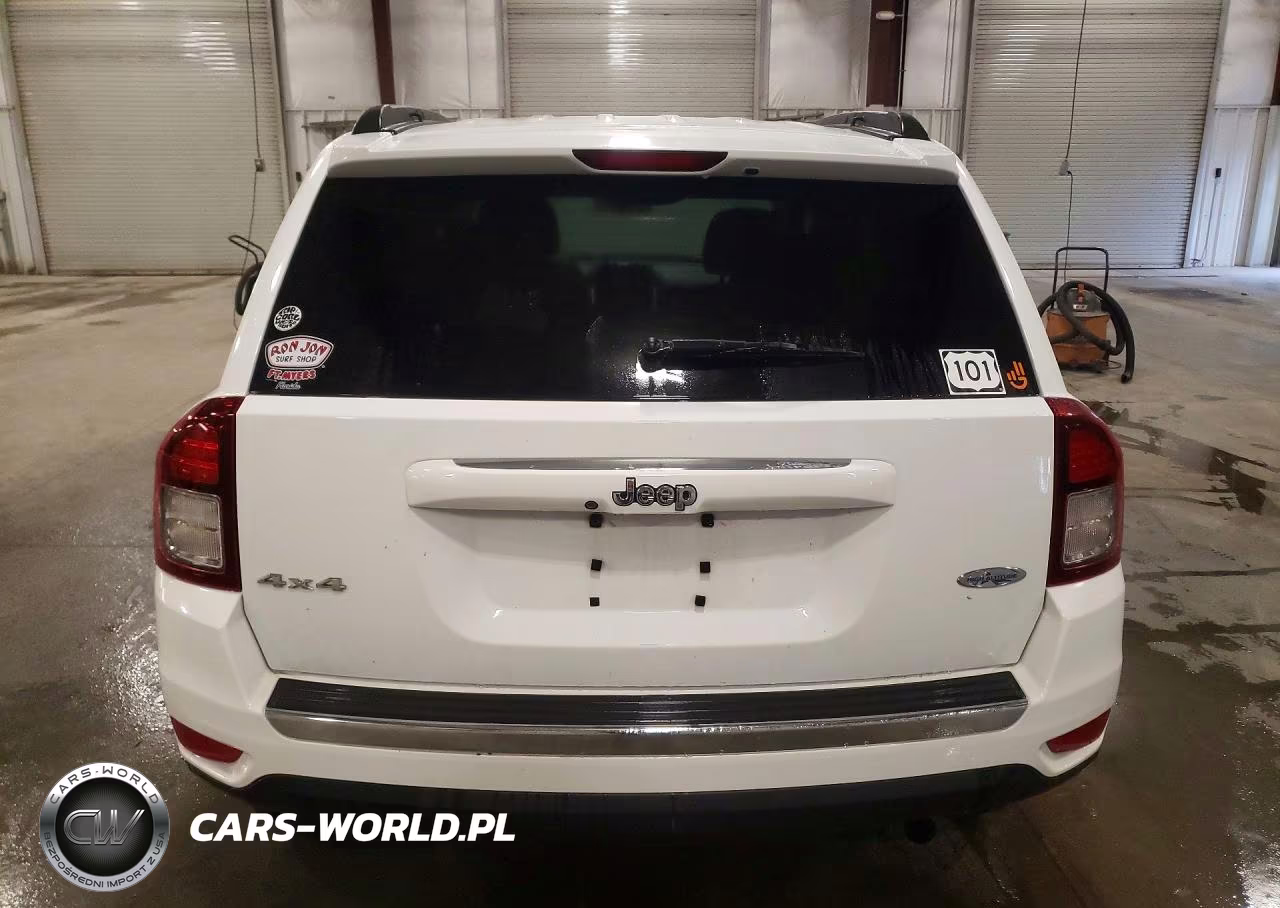 2015 Jeep Compass Latitude VIN:1C4NJDEB7FD292655 - 6