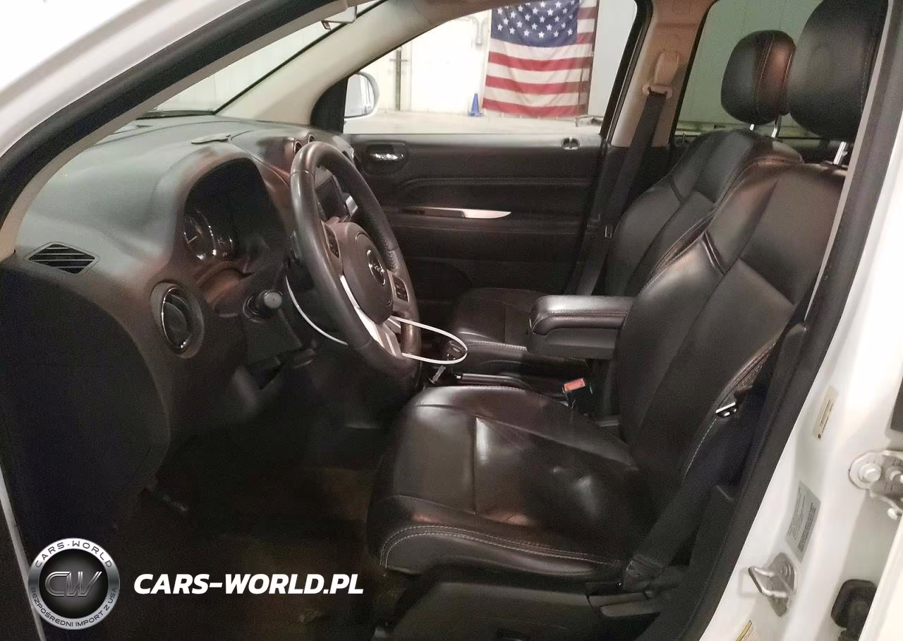 2015 Jeep Compass Latitude VIN:1C4NJDEB7FD292655 - 7
