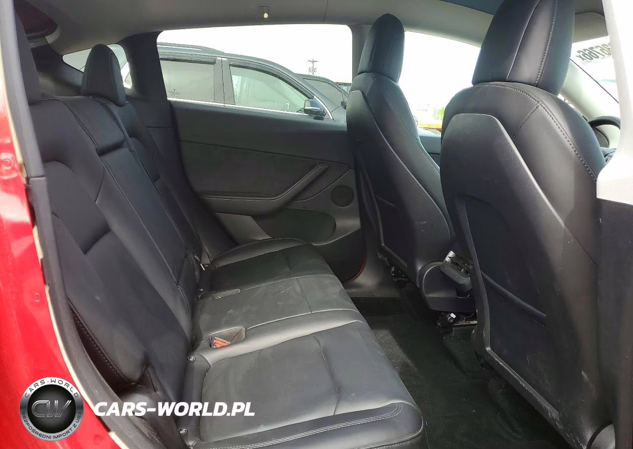 2022 Tesla Model Y VIN:7SAYGDEE2NF453753 - 11