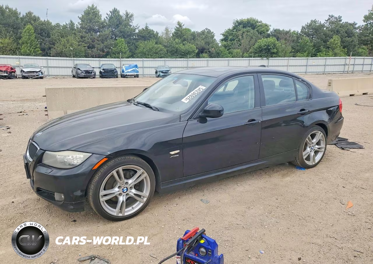 2011 BMW 328 Xi – zdjęcie 1 z 12