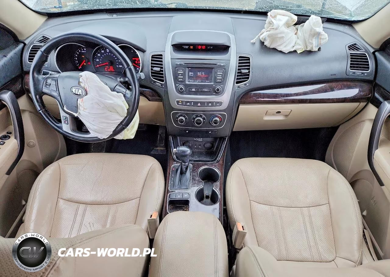 2015 Kia Sorento Lx VIN:5XYKTCA63FG651744 - 8