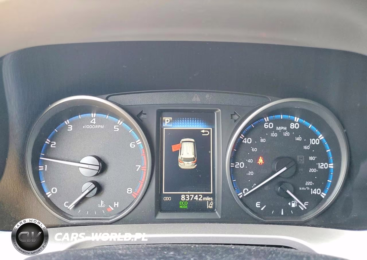 2018 Toyota Rav4 Le VIN:JTMBFREV6JJ732824 - 9