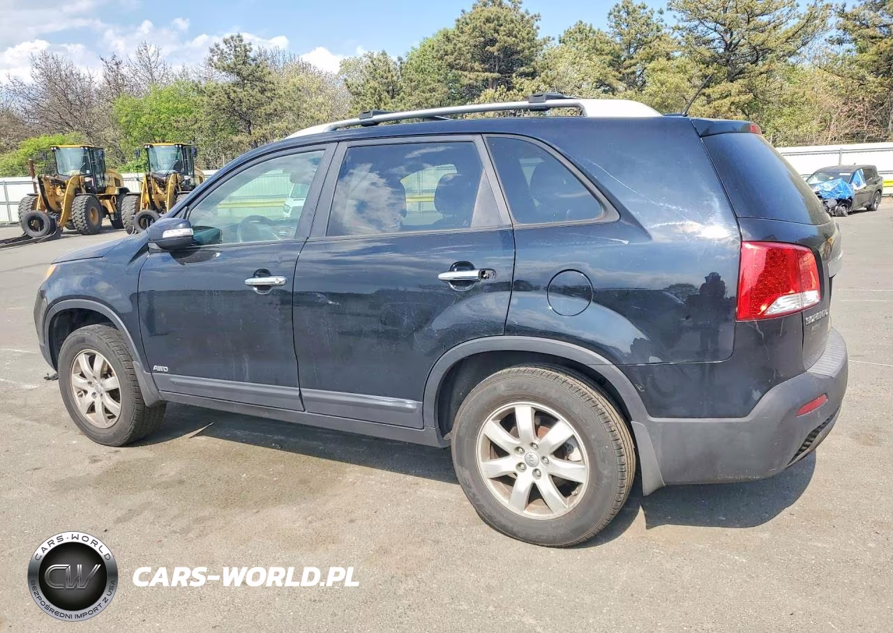 2013 Kia Sorento Lx VIN:5XYKTCA60DG336915 - 2