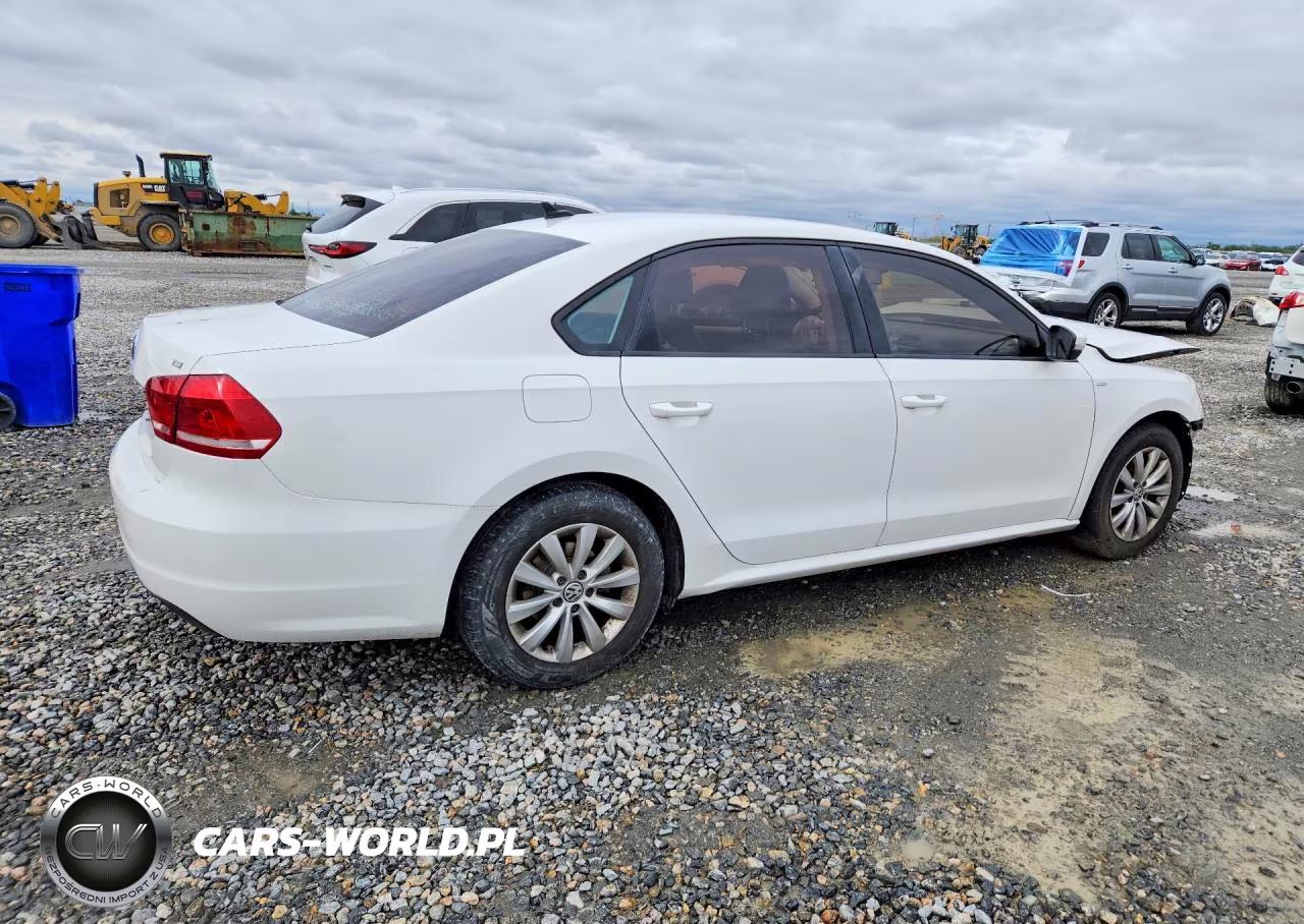 2015 Volkswagen Passat S VIN:1VWAT7A35FC034291 - 3