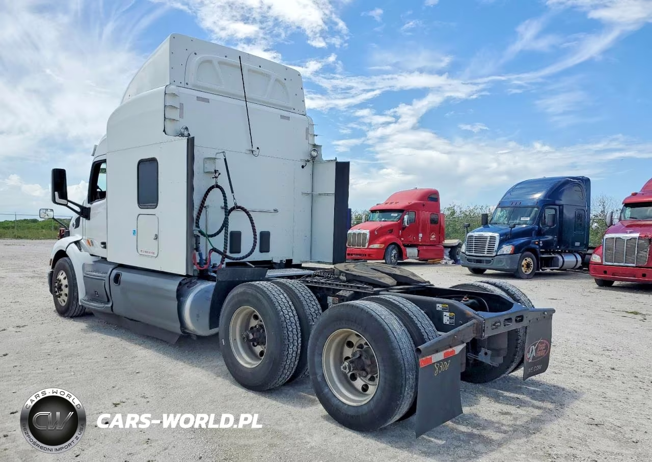 2019 Peterbilt 579 Semi Truck VIN:1XPBDP9X3KD600639 - 3