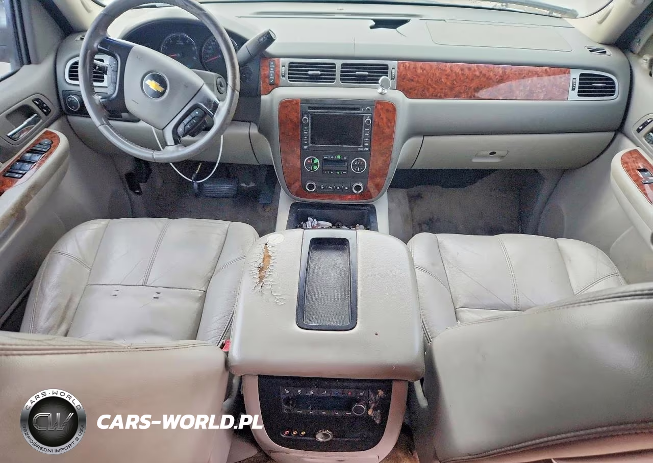 2007 Chevrolet Suburban C1500 VIN:3GNFC16J17G115940 - 8