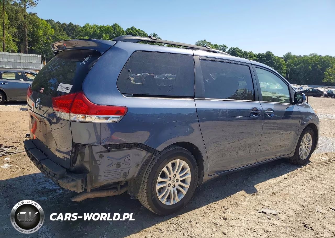 2014 Toyota Sienna Xle 8-Passenger VIN:5TDYK3DC4ES520628 - 3