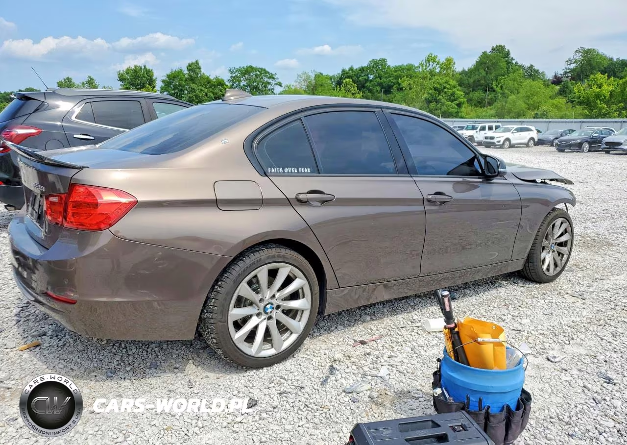 2013 BMW 328 Xi VIN:WBA3B3C51DJ698082 - 3