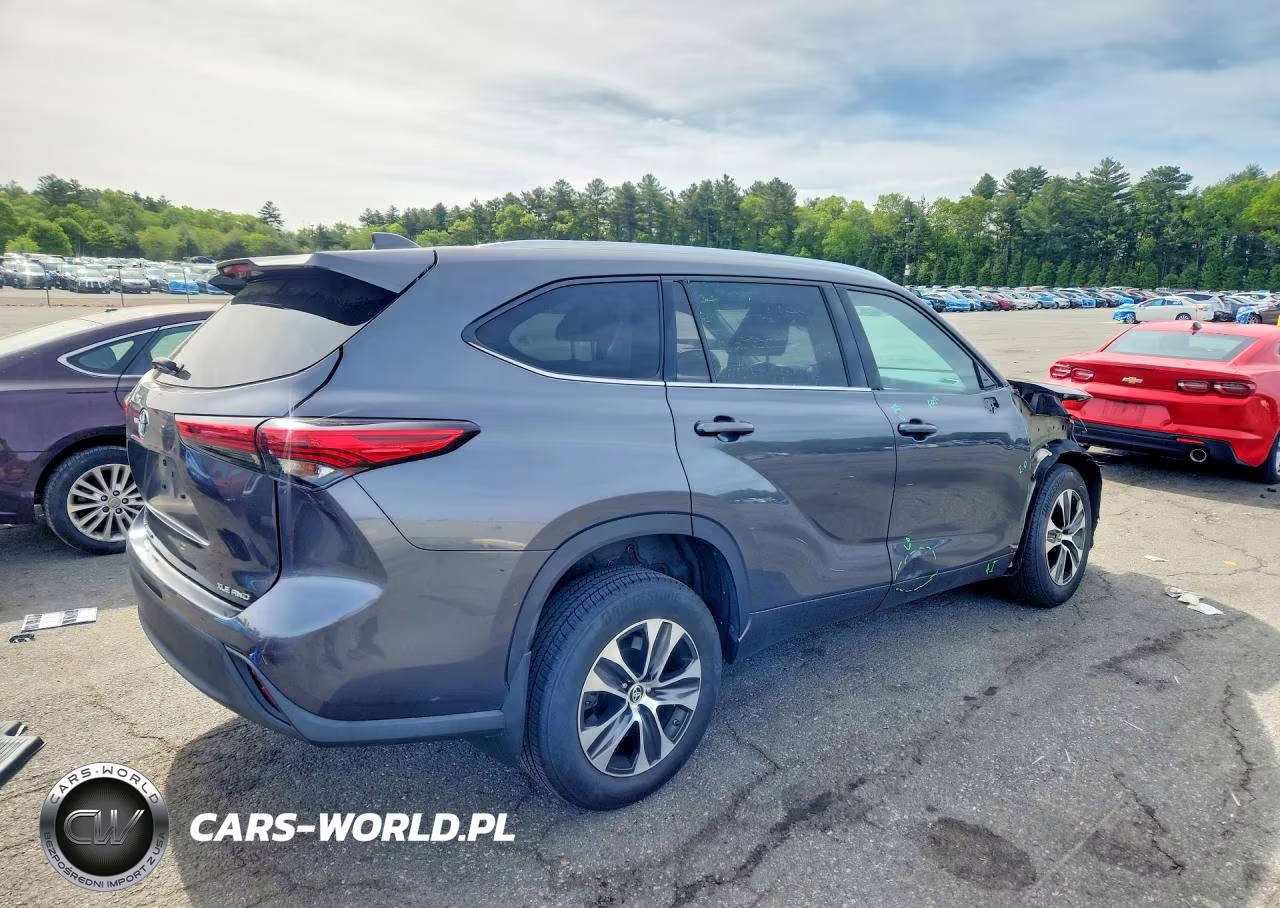 2020 Toyota Highlander Xle VIN:5TDHZRBH2LS508889 - 3