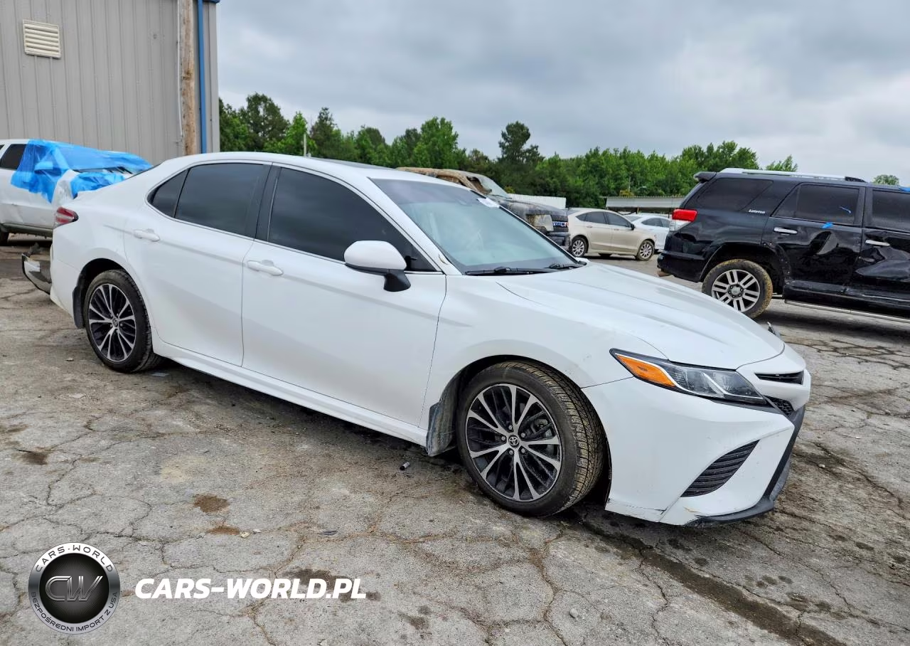 2020 Toyota Camry Se VIN:4T1G11AK5LU975927 - 4