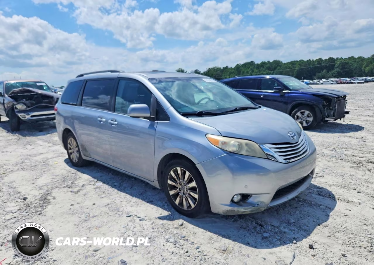 2011 Toyota Sienna Limited 7-Passenger VIN:5TDDK3DC1BS011817 - 4