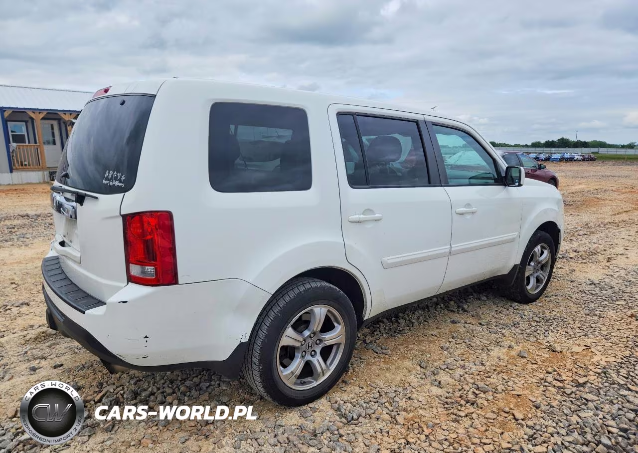 2013 Honda Pilot VIN:5FNYF3H44DB040826 - 3