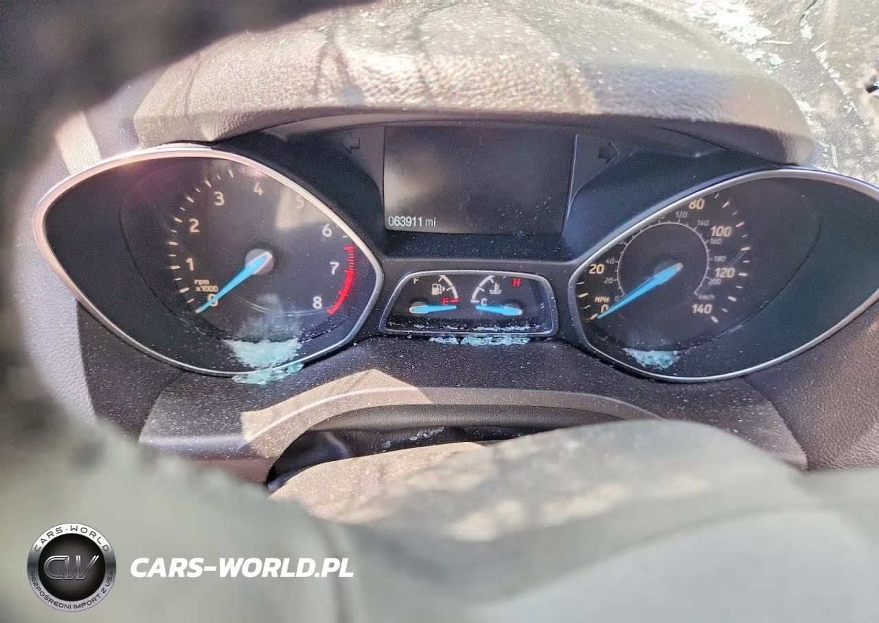 2019 Ford Escape Titanium VIN:1FMCU0J93KUA34133 - 9