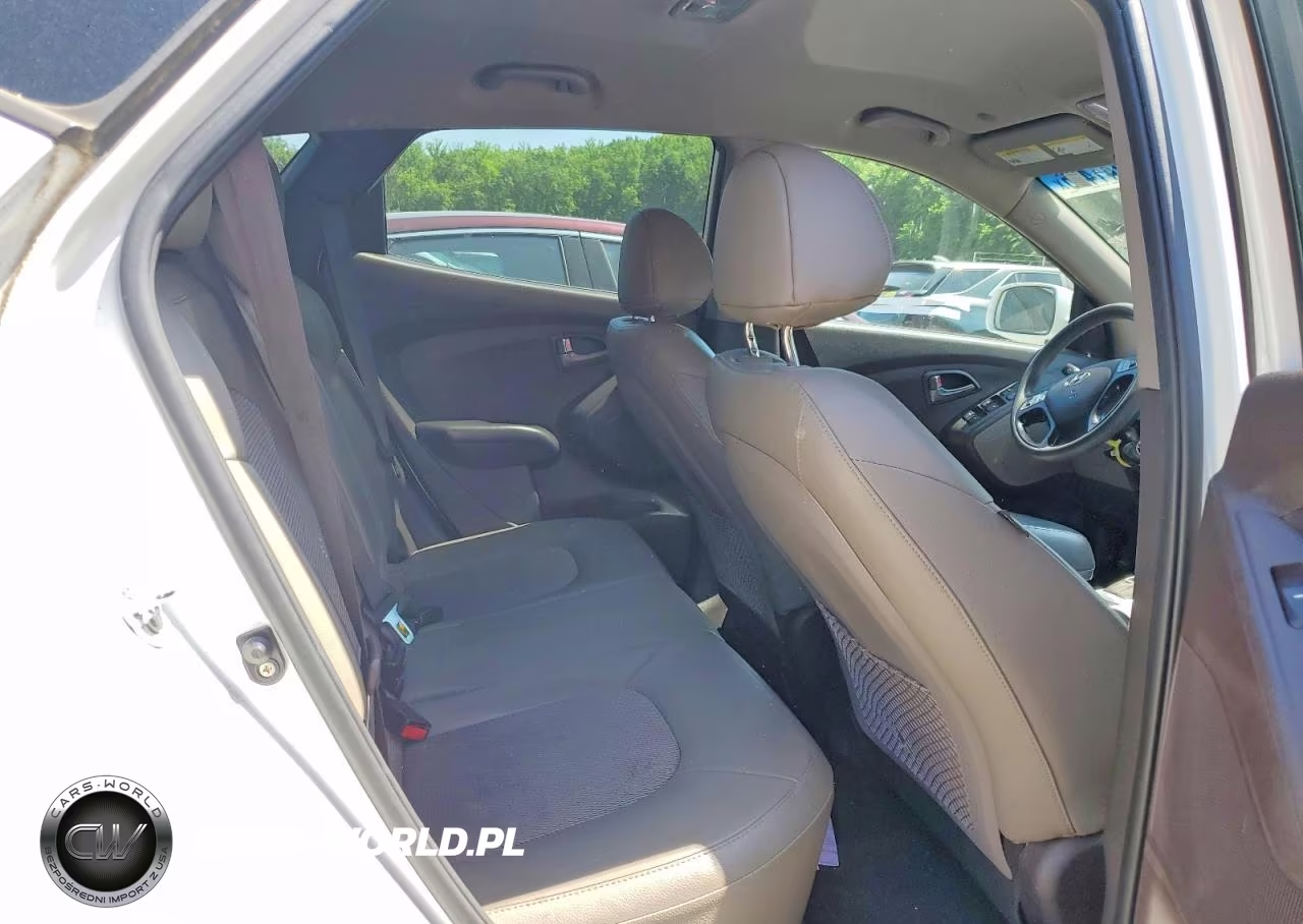 2015 Hyundai Tucson Gls VIN:KM8JTCAF4FU061011 - 10