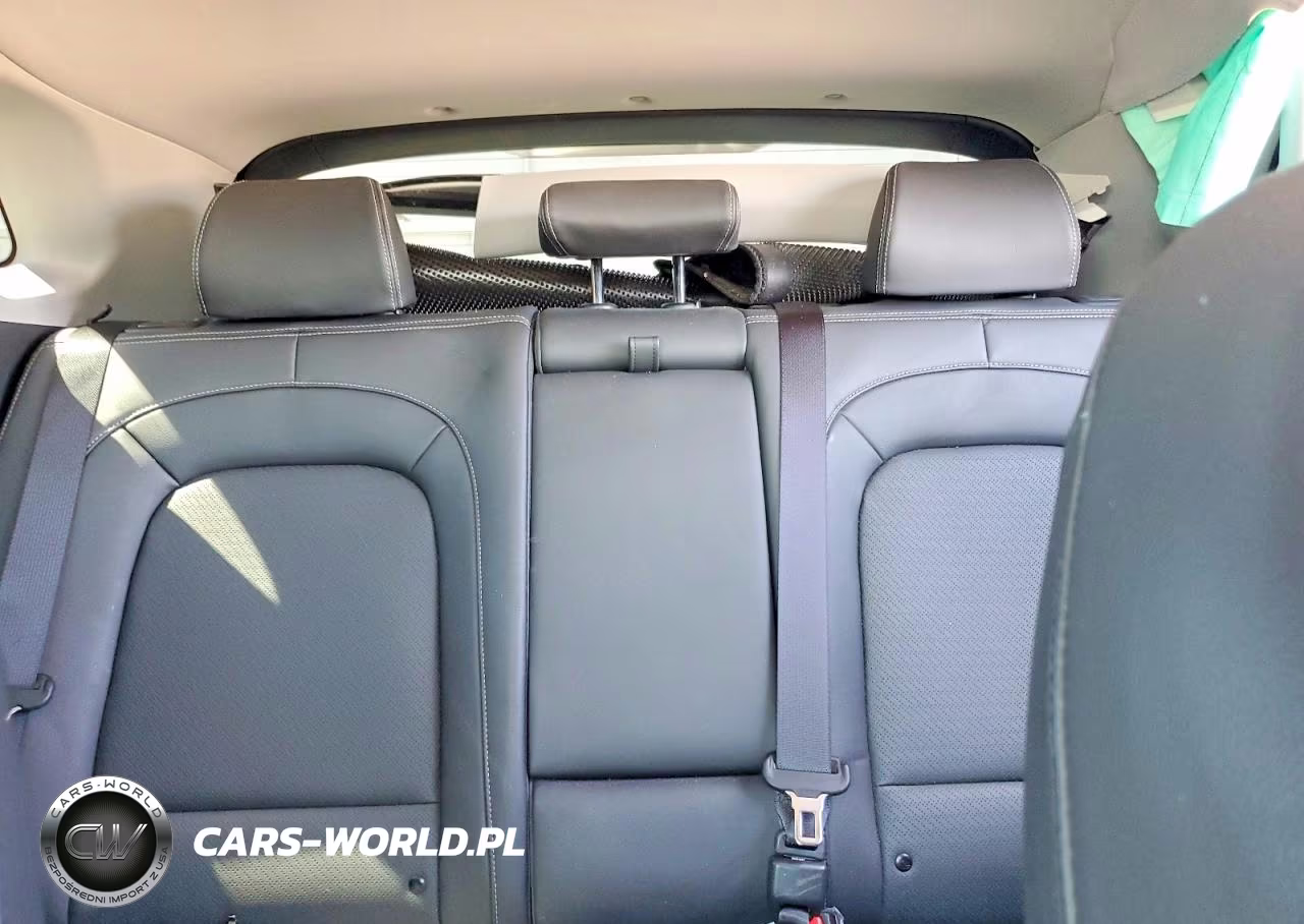 2021 Hyundai Kona Limited VIN:KM8K3CA55MU657317 - 10