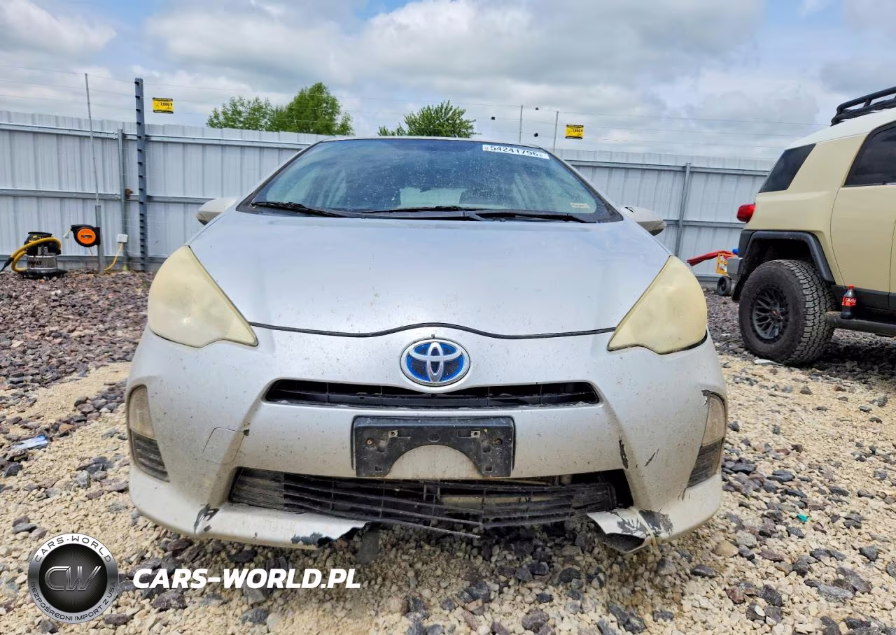 2012 Toyota Prius C Two VIN:JTDKDTB35C1023035 - 5
