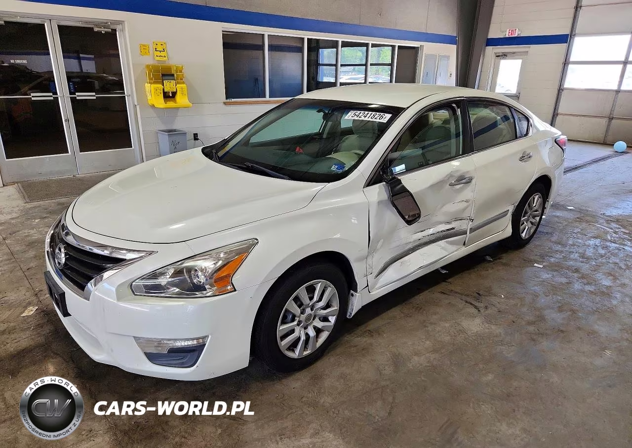 2015 Nissan Altima – zdjęcie 1 z 13
