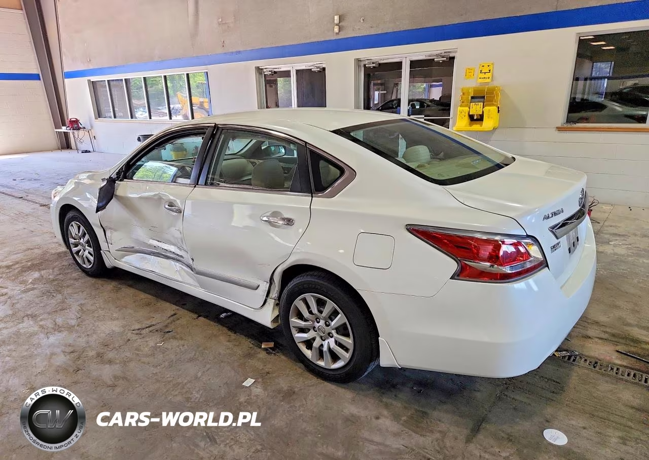 2015 Nissan Altima VIN:1N4AL3AP2FC293499 - 2