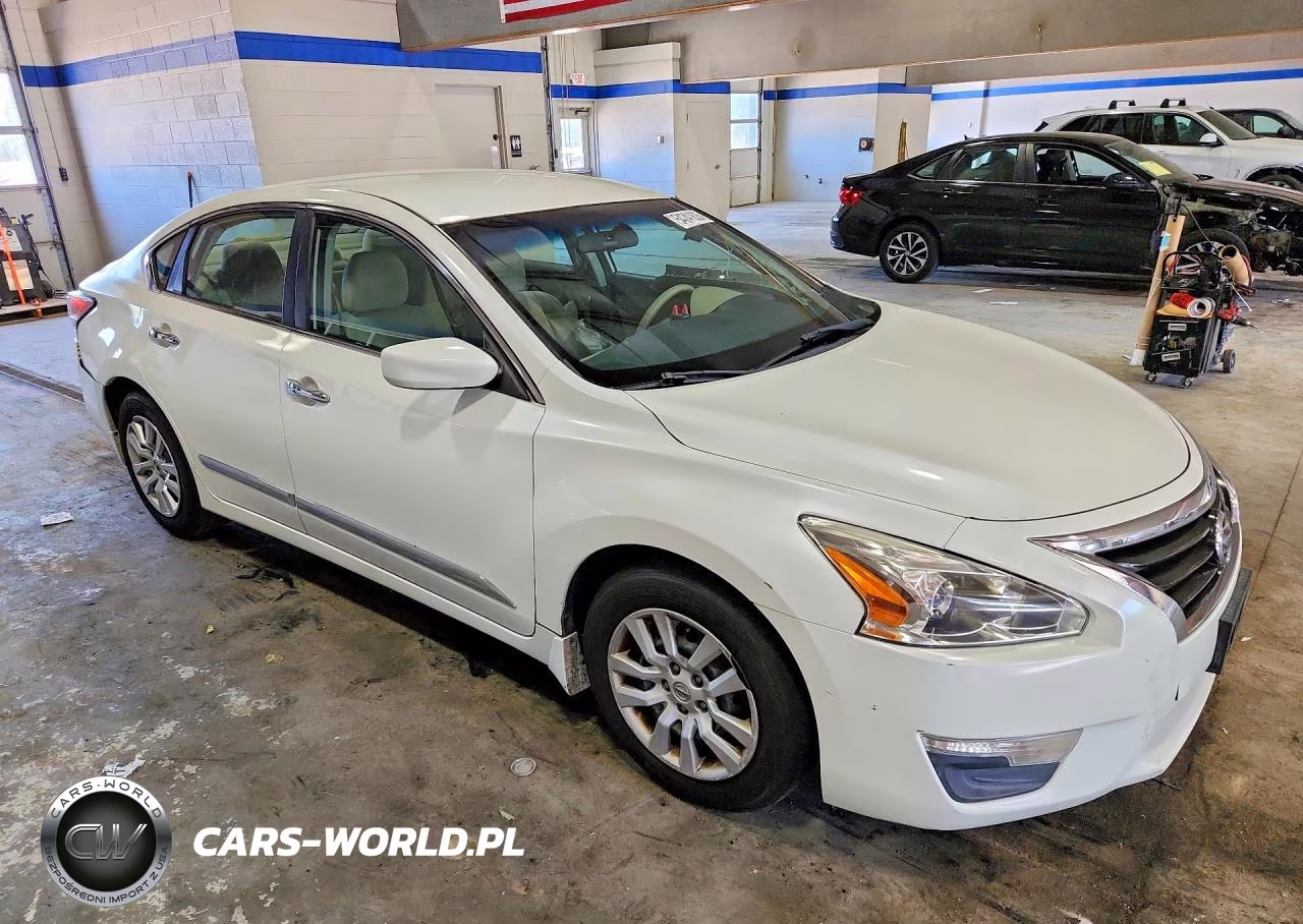 2015 Nissan Altima VIN:1N4AL3AP2FC293499 - 4
