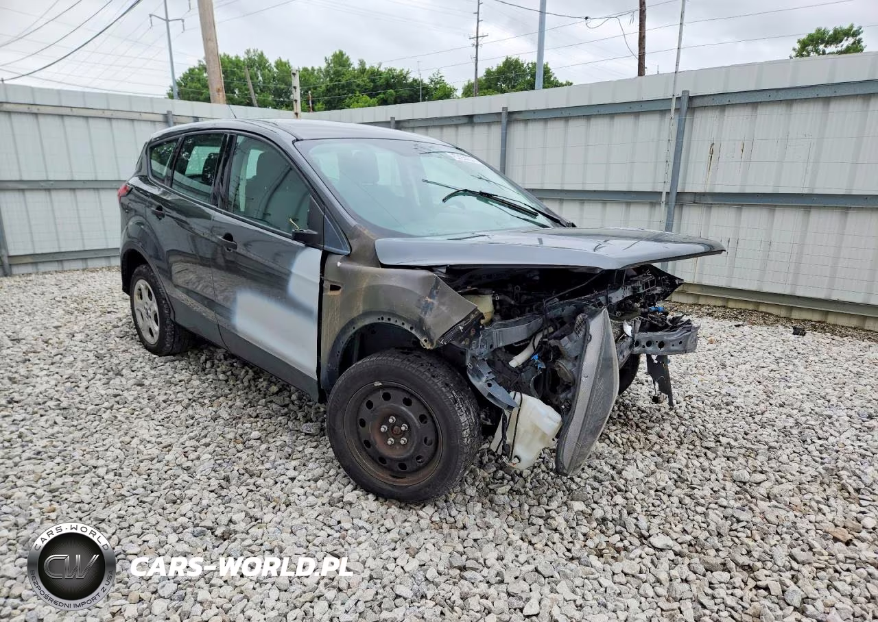 2019 Ford Escape S VIN:1FMCU0F79KUB53165 - 4
