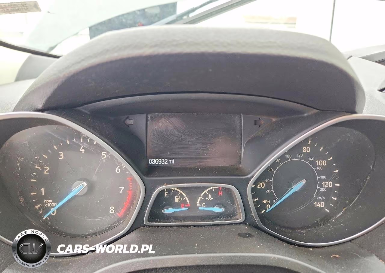 2019 Ford Escape S VIN:1FMCU0F79KUB53165 - 9