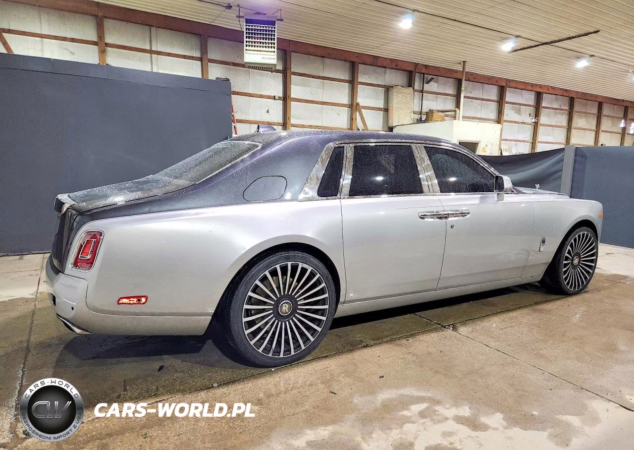 2018 Rolls-Royce Phantom VIN:SCA687S5XJU104534 - 3