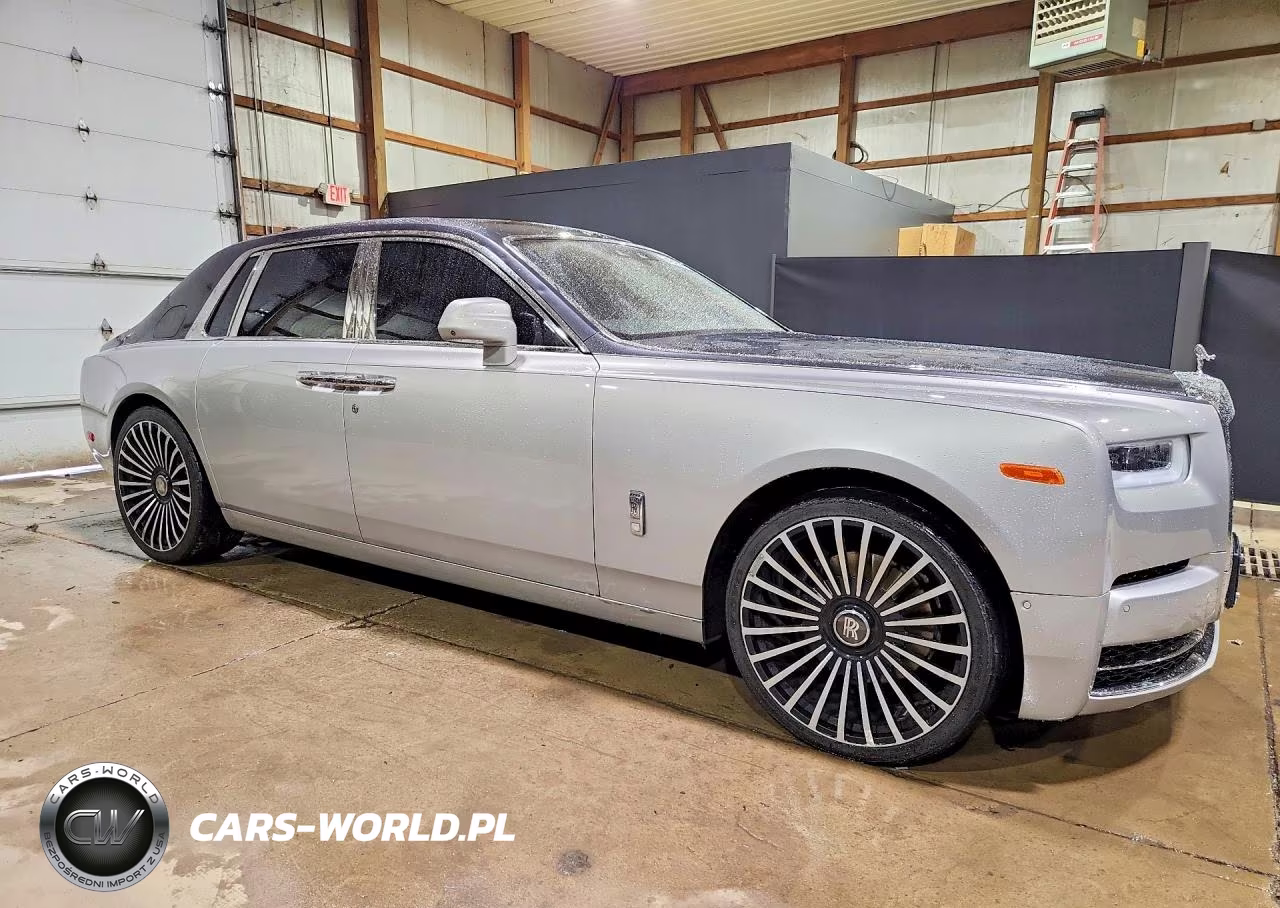 2018 Rolls-Royce Phantom VIN:SCA687S5XJU104534 - 4