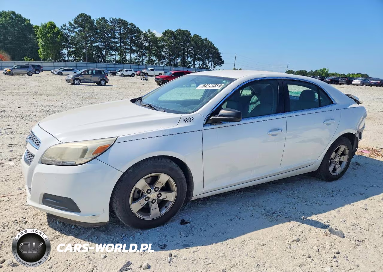 2013 Chevrolet Malibu Ls – zdjęcie 1 z 13
