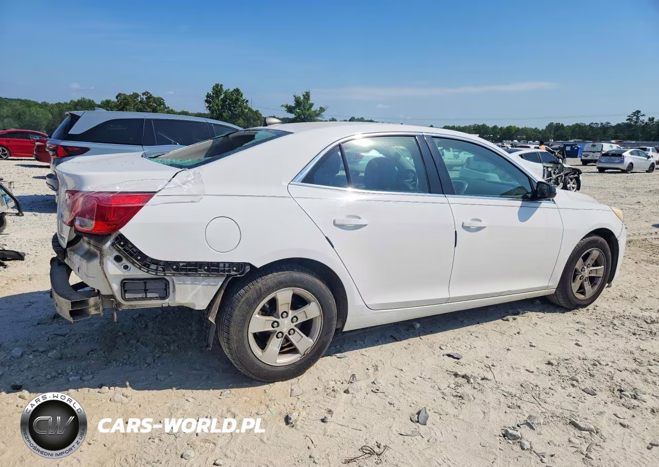 2013 Chevrolet Malibu Ls VIN:1G11B5SA5DF134192 - 3