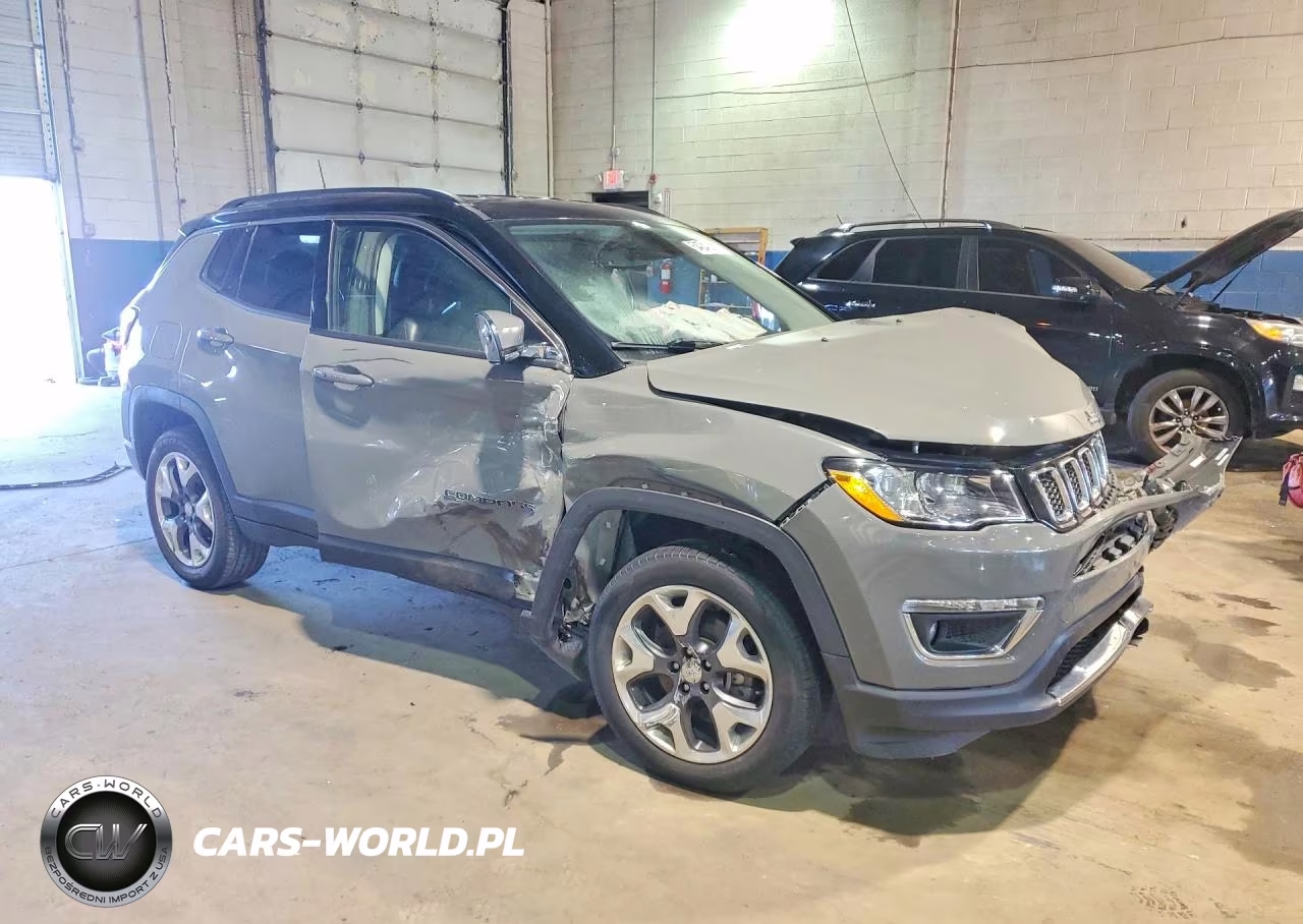 2019 Jeep Compass Limited VIN:3C4NJDCB5KT673024 - 4