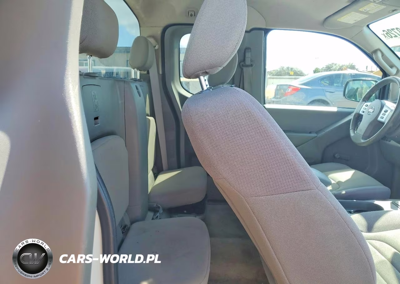 2015 Nissan Frontier S VIN:1N6BD0CT0FN704209 - 10