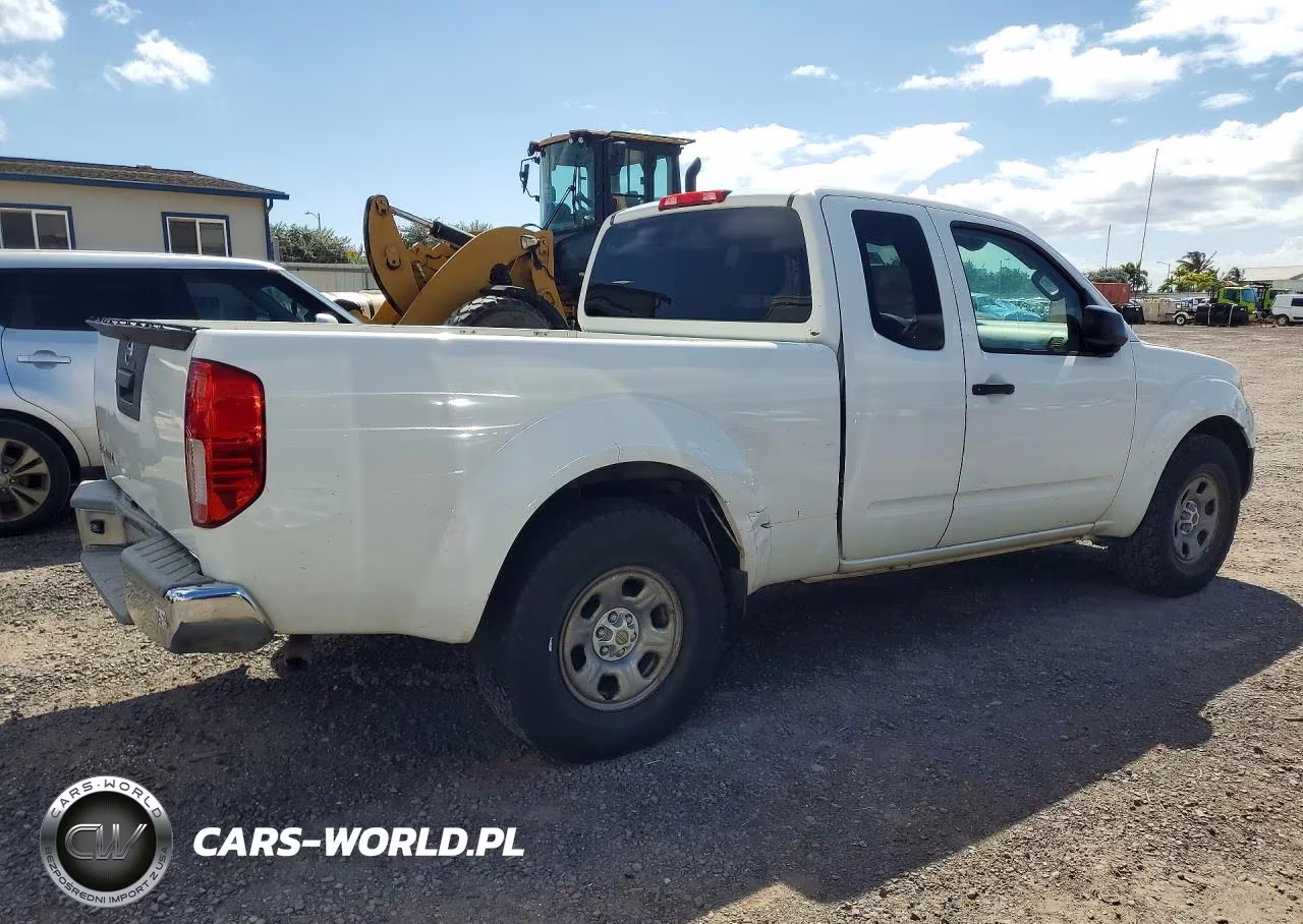 2015 Nissan Frontier S VIN:1N6BD0CT0FN704209 - 3