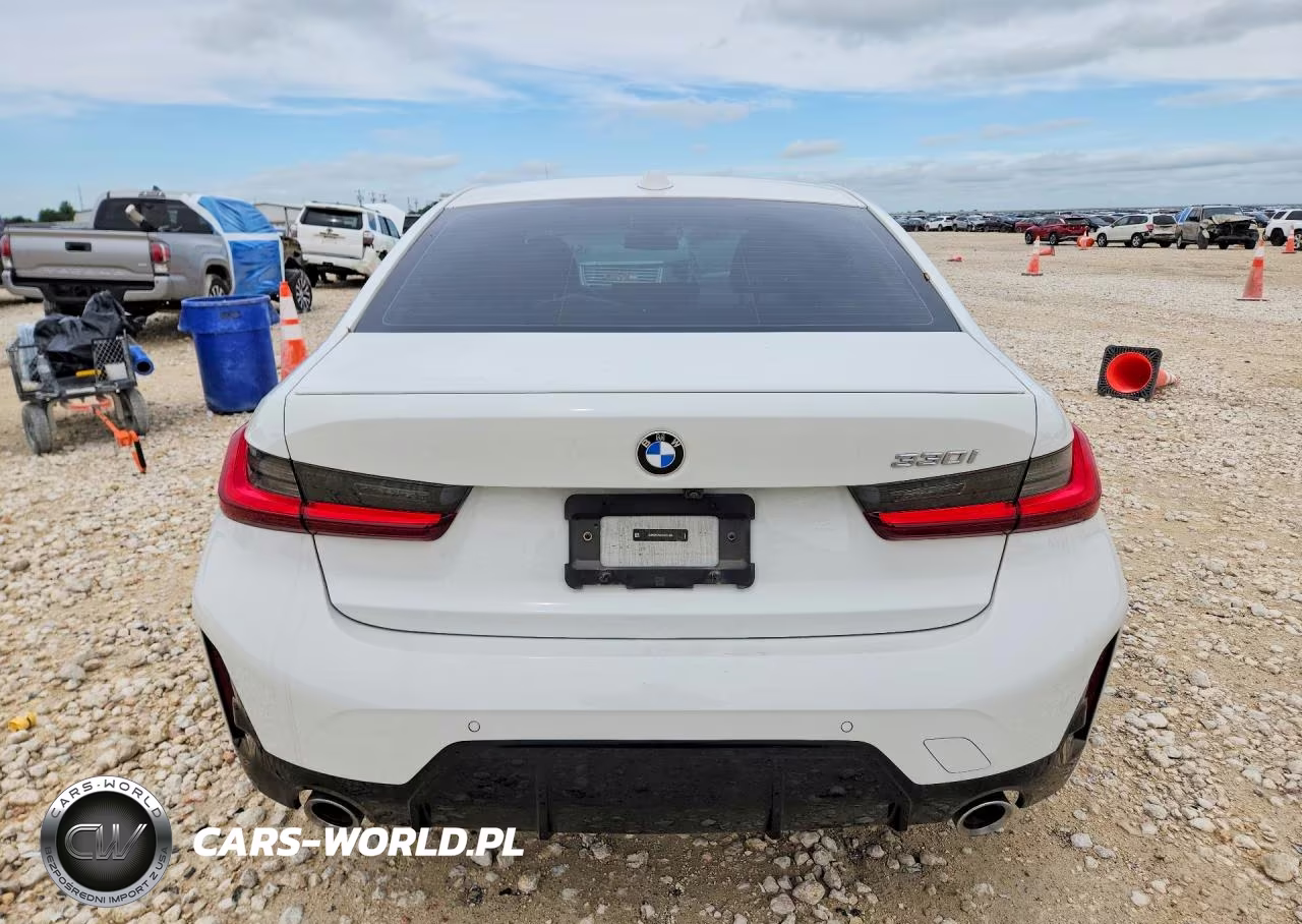 2025 BMW 330I VIN:3MW69CW0XS8F31396 - 6