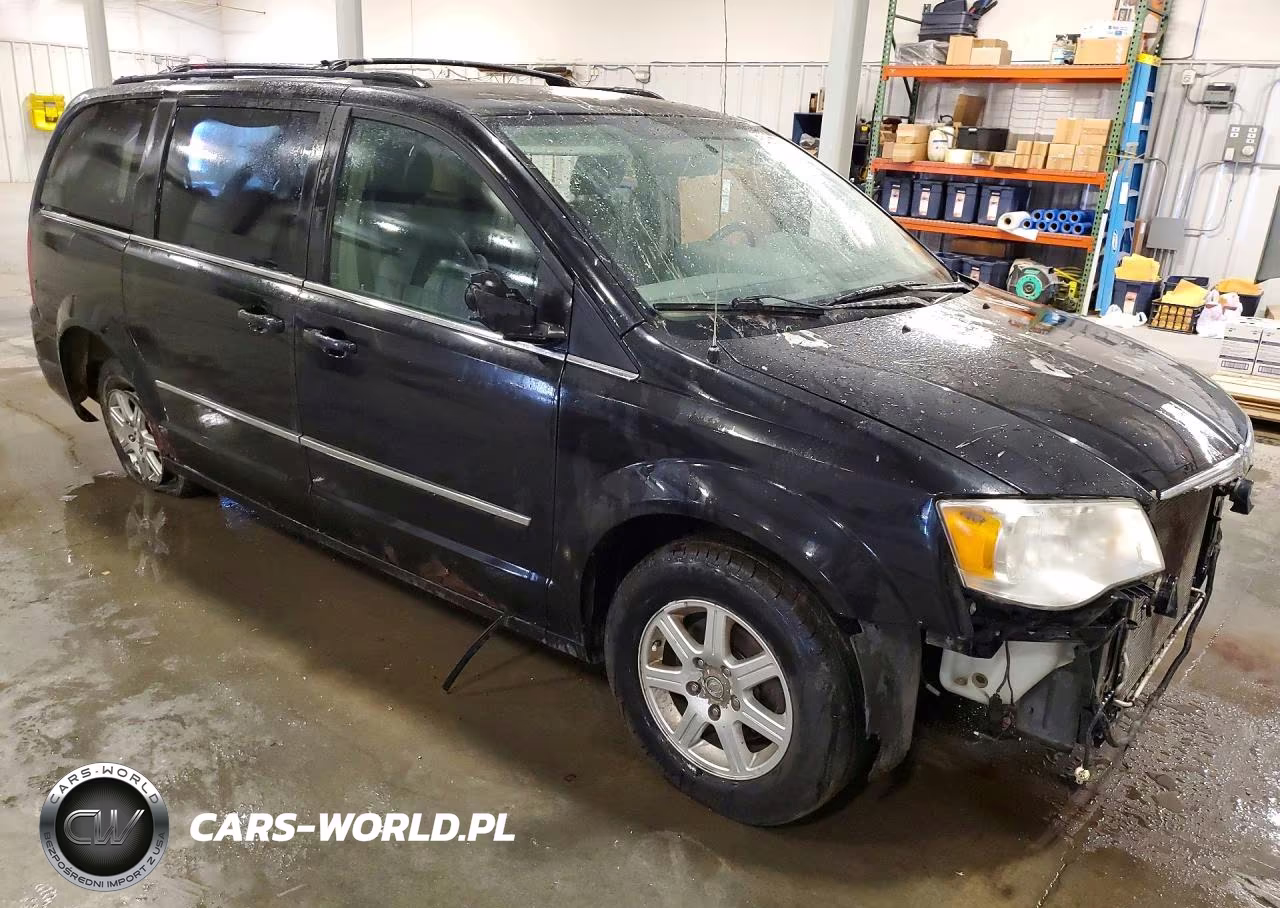 2010 Chrysler Town & Country Touring VIN:2A4RR5D17AR236319 - 4
