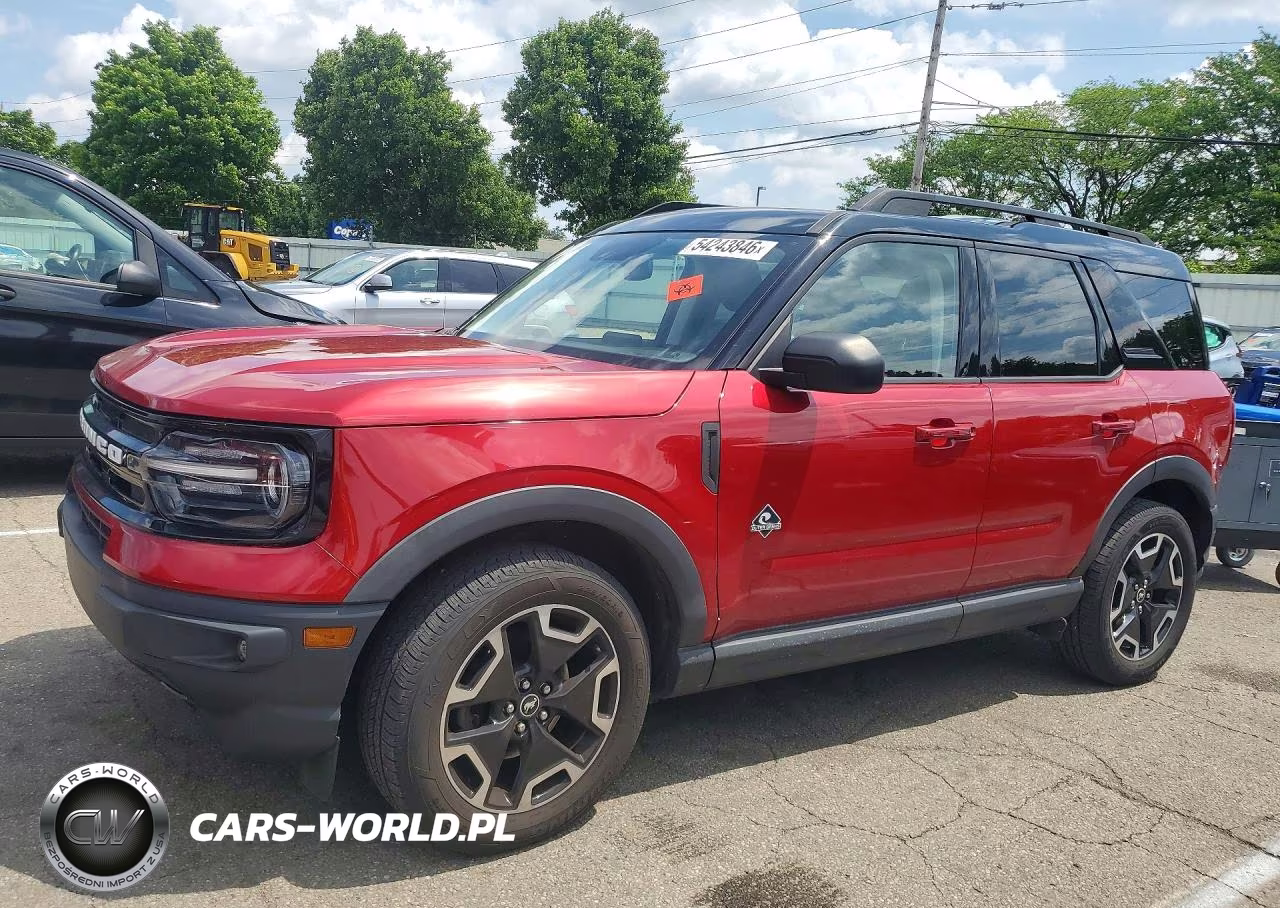 2021 Ford Bronco Sport Outer Banks – zdjęcie 1 z 13