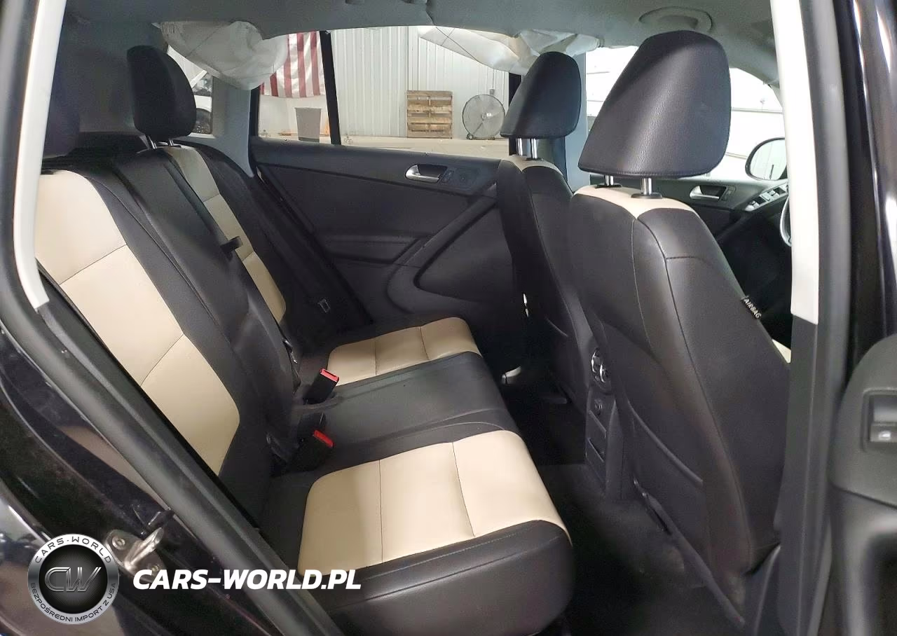 2017 Volkswagen Tiguan S VIN:WVGBV7AX3HW508563 - 11