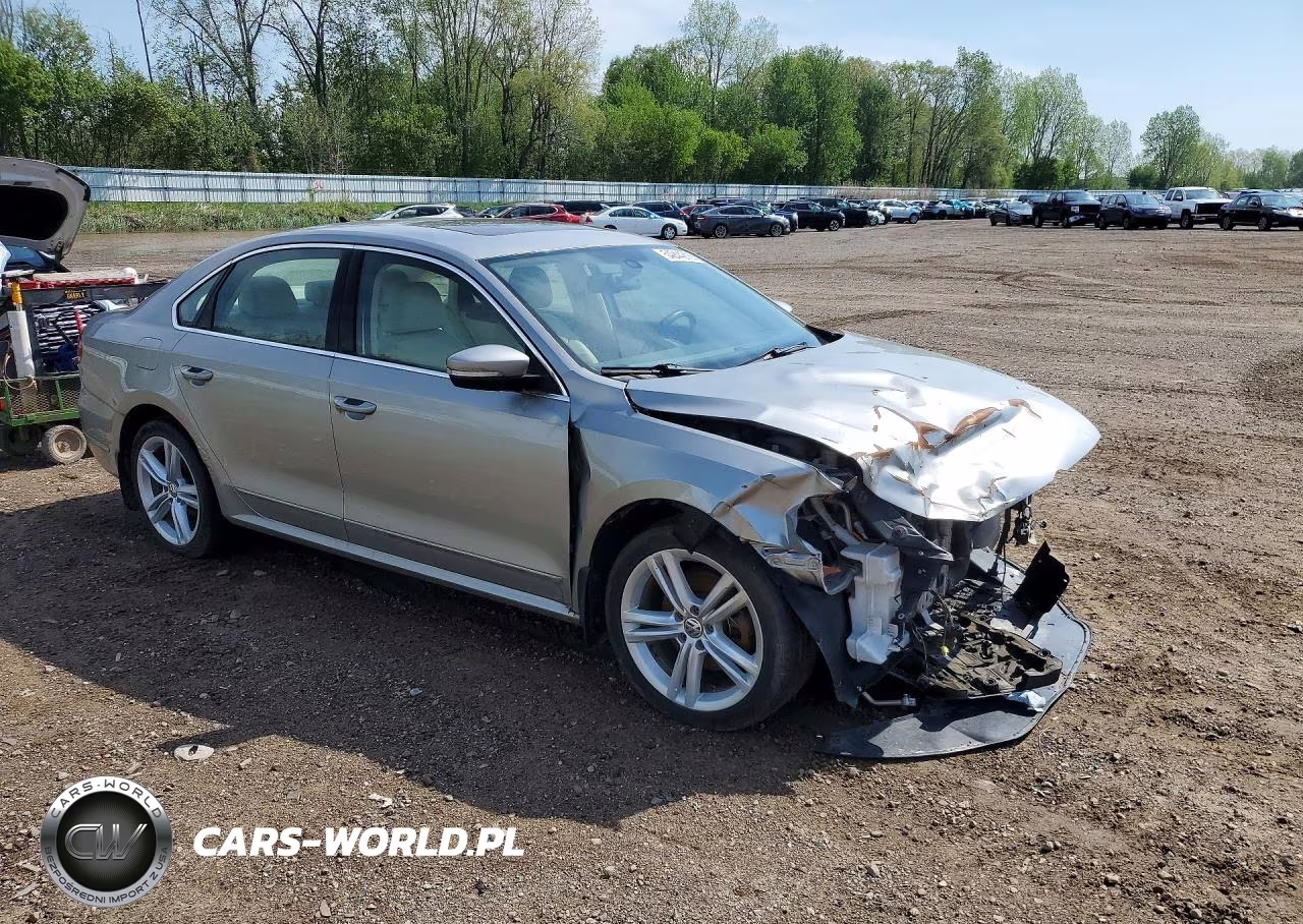 2013 Volkswagen Passat Sel VIN:1VWCN7A31DC125350 - 4