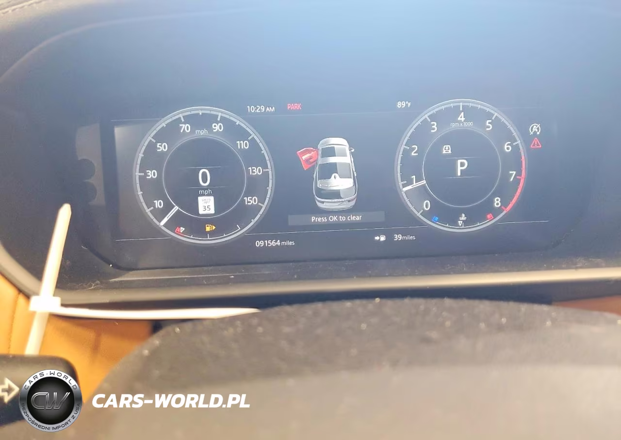 2018 Land Rover Discovery Hse Luxury VIN:SALRT2RV3JA048539 - 9