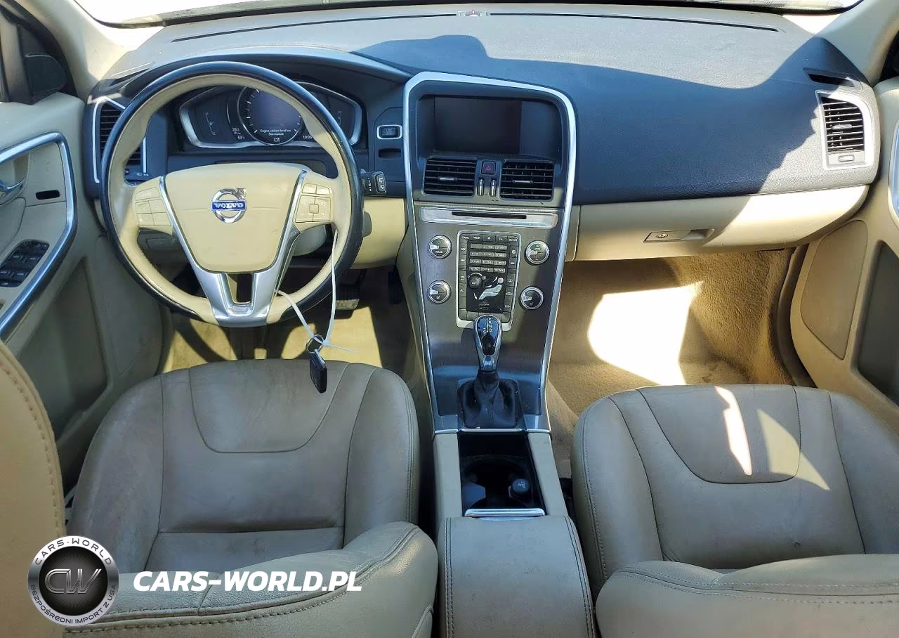 2016 Volvo Xc60 T5 Premier VIN:YV440MDK8G2844187 - 8