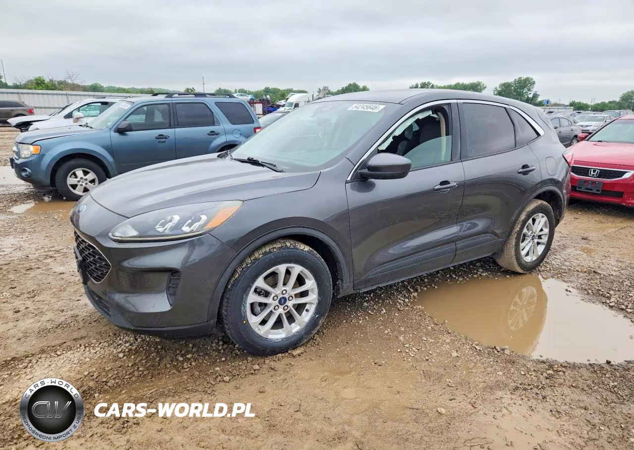 2020 Ford Escape Se