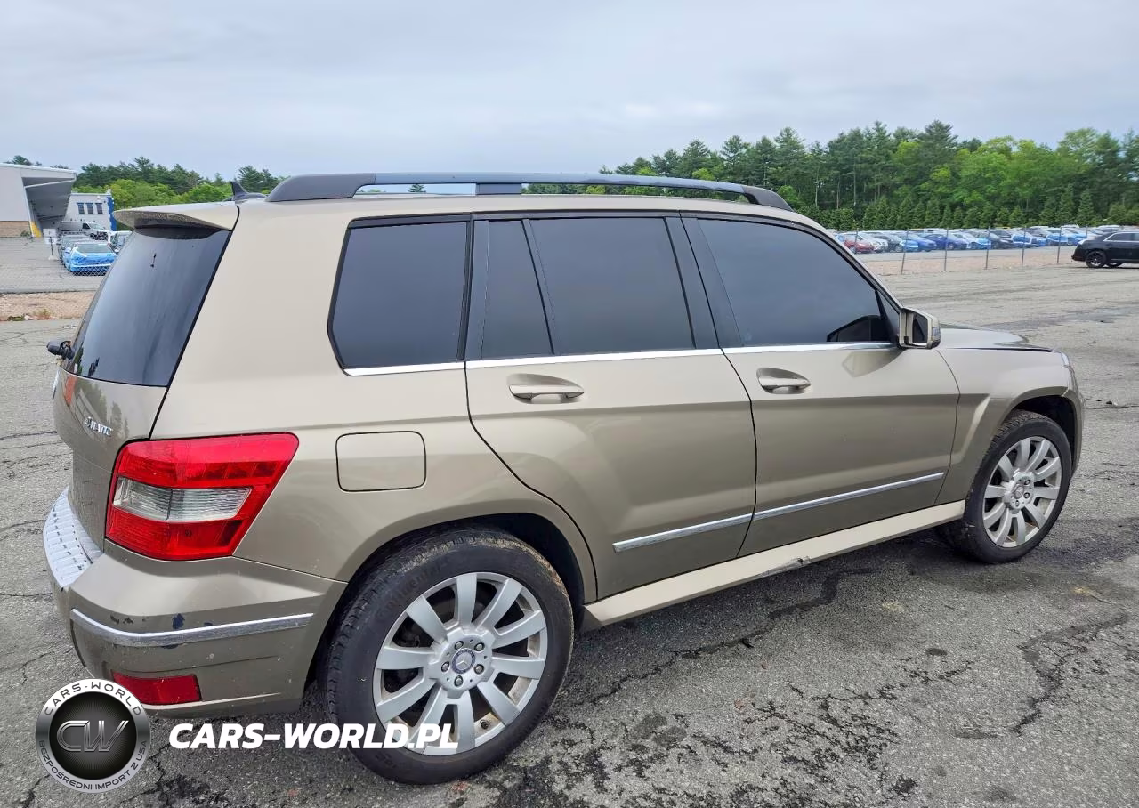 2010 Mercedes-Benz Glk 350 4Matic VIN:WDCGG8HB3AF331257 - 3