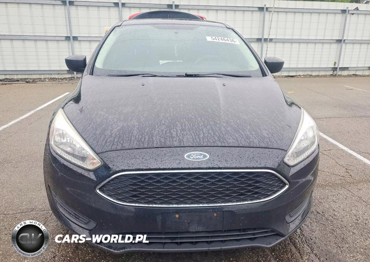 2016 Ford Focus S VIN:1FADP3E26GL229466 - 5